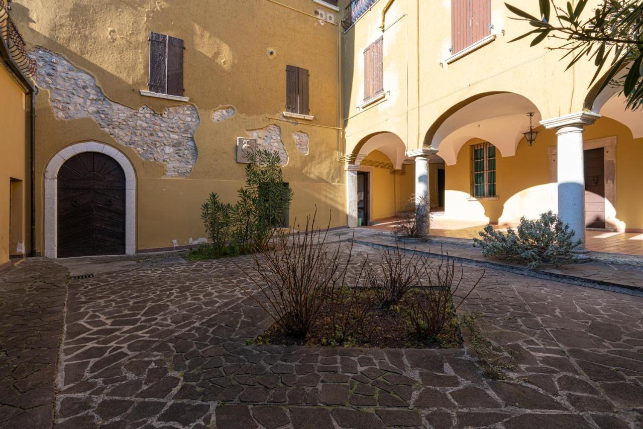 Appartamento Agata San Felice del Benaco Εξωτερικό φωτογραφία