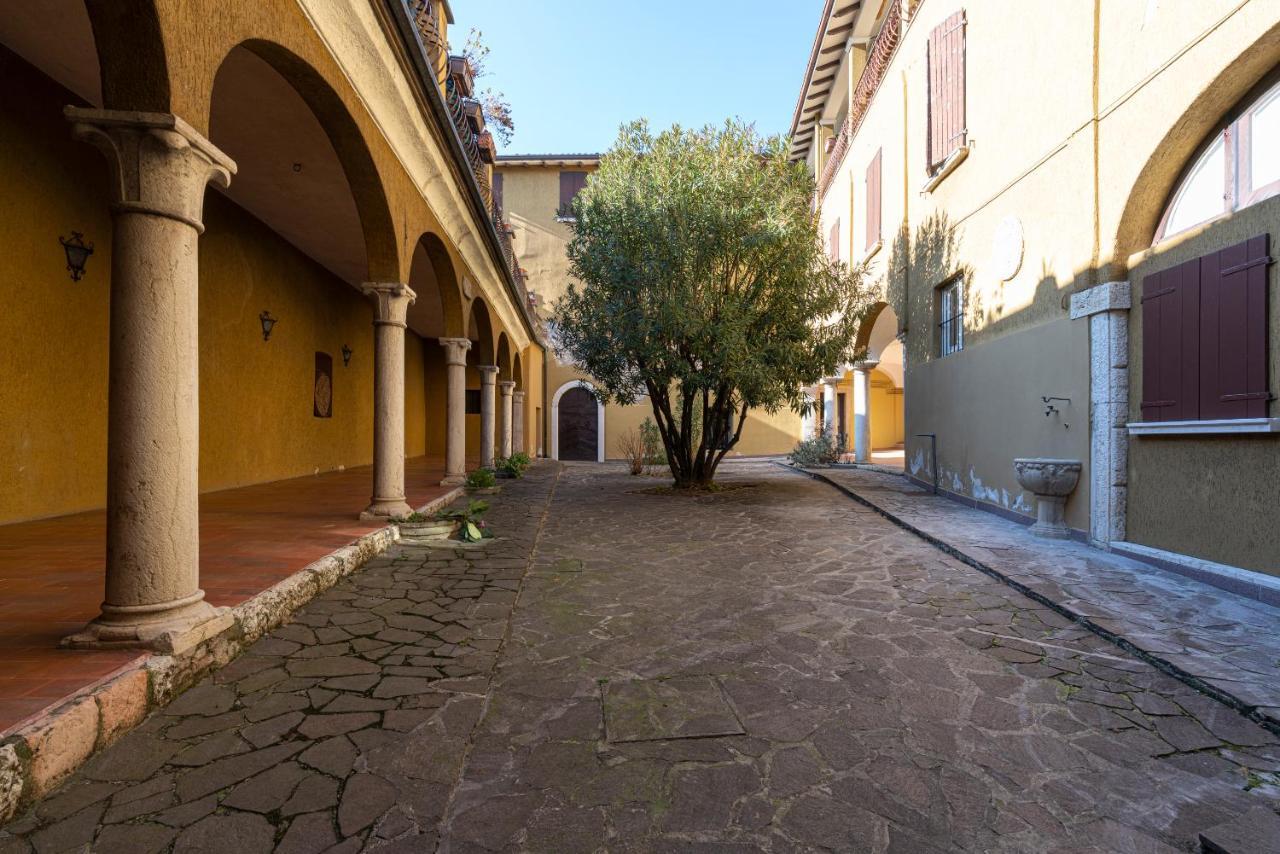 Appartamento Agata San Felice del Benaco Εξωτερικό φωτογραφία